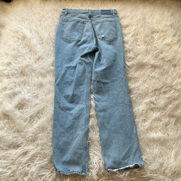Abercrombie The 90s Straight Ultra High Rise Jeans - Picture 4 of 4